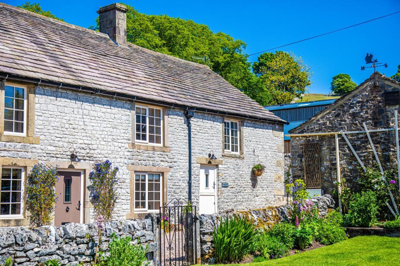 James Cottage Chelmorton Exterior photo